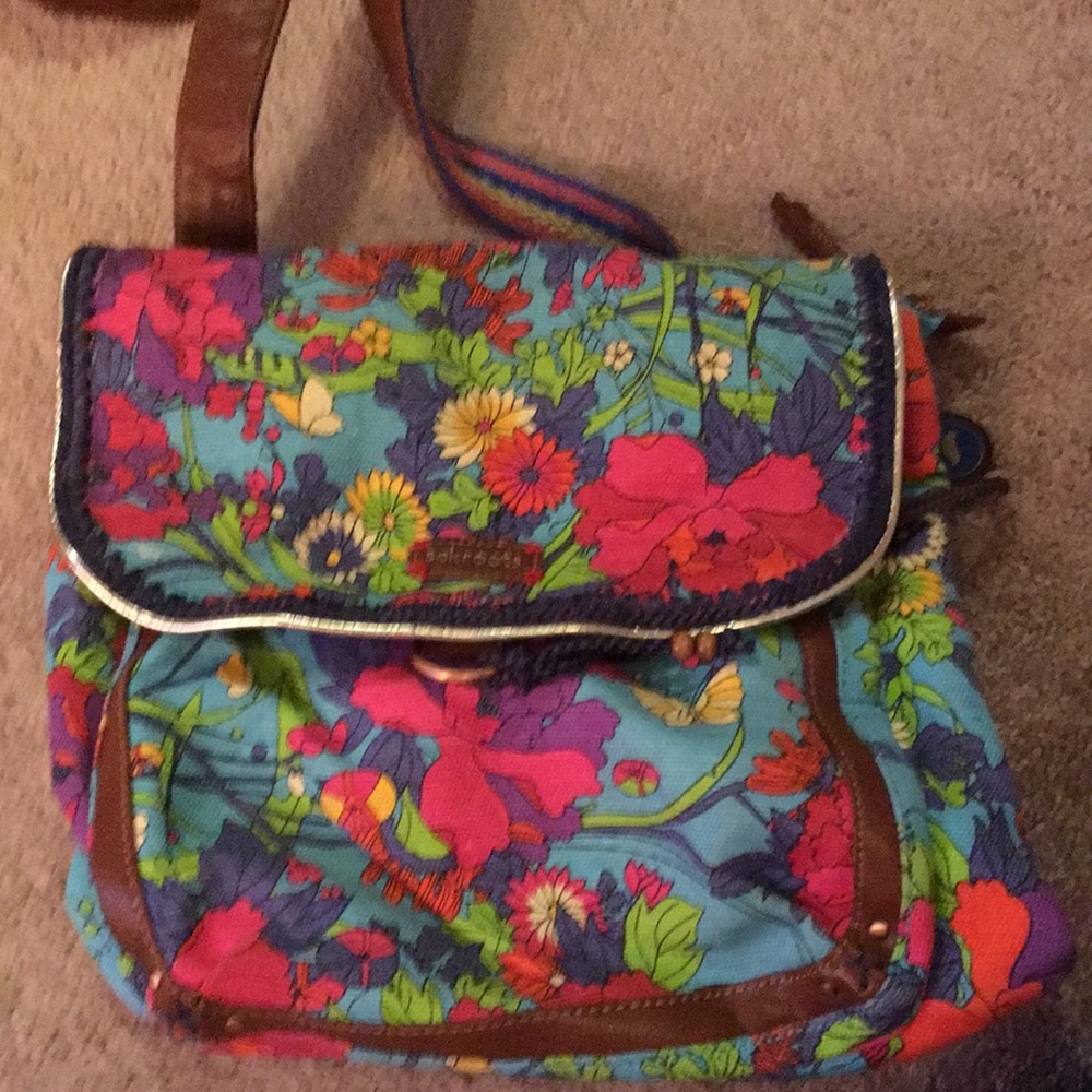 Sakroots messenger convert to backpack purse